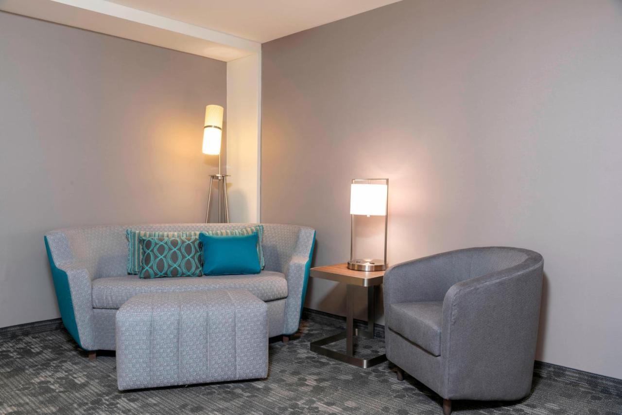 Courtyard By Marriott Cleveland Elyria Ξενοδοχείο Εξωτερικό φωτογραφία